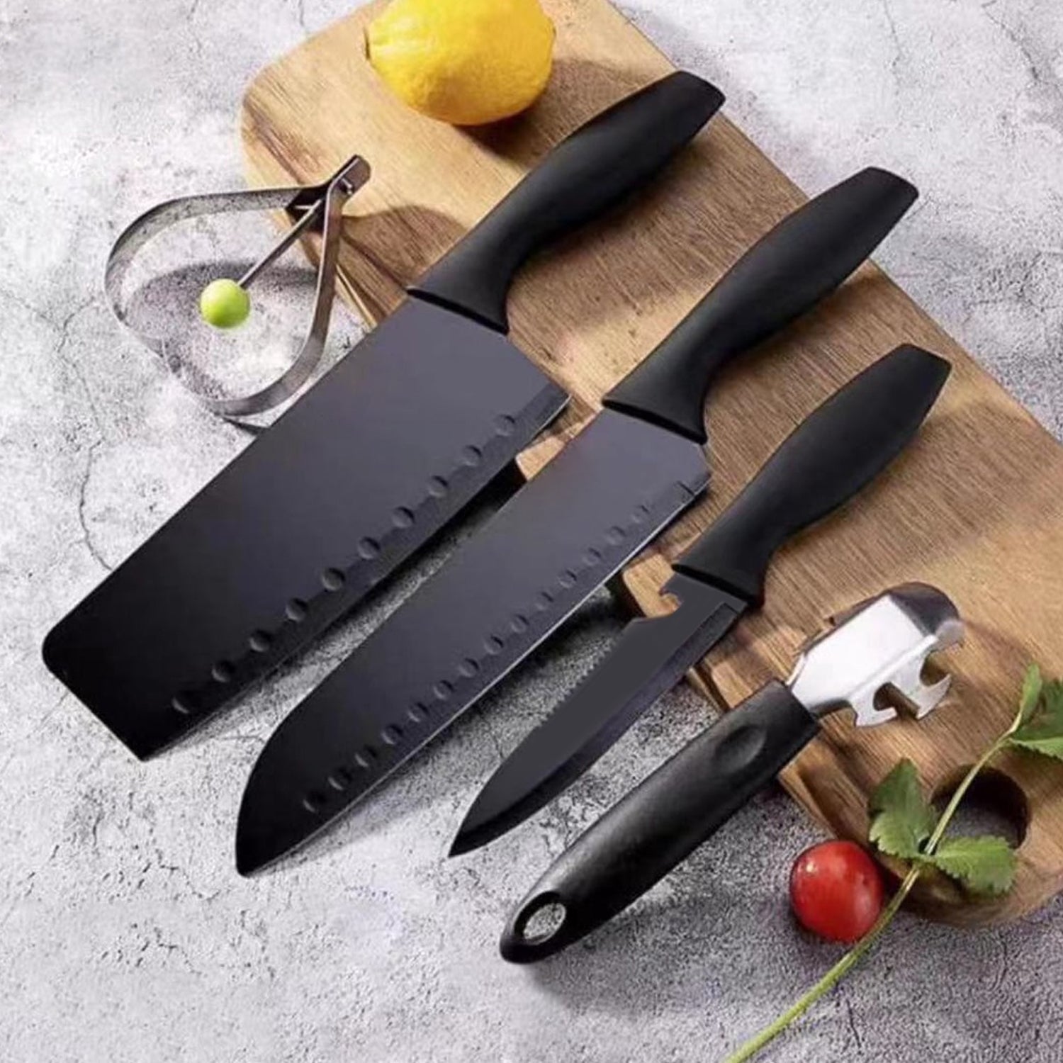 All five knives, including the versatile chopping knife, neatly arranged.