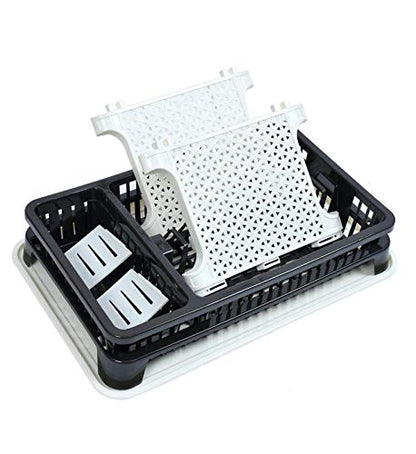 Compact dish drying rack with a removable water tray for easy cleaning.